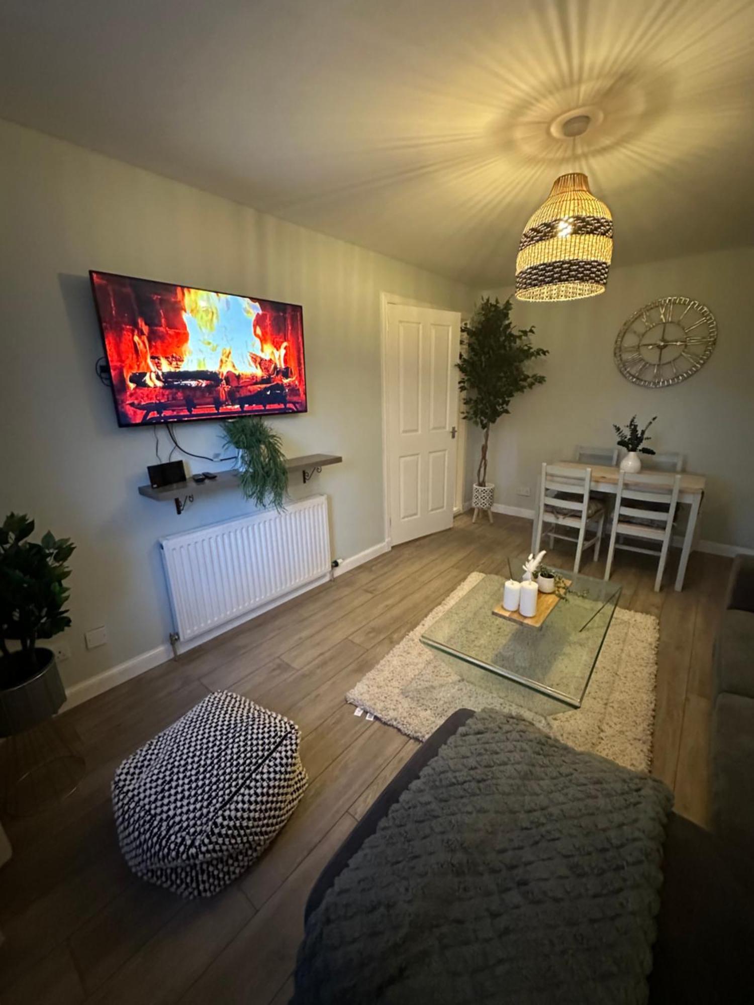 Lovely Modern 2 Bedrom Unit Close To City Center Dalneigh Экстерьер фото